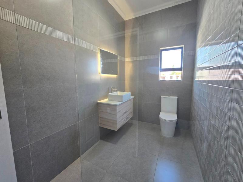 3 Bedroom Property for Sale in Shelley Point Western Cape